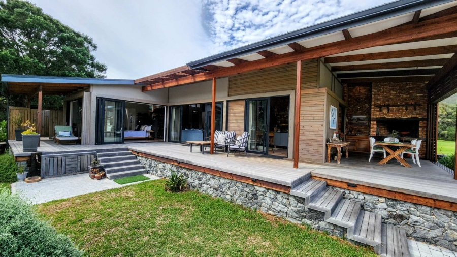 3 Bedroom Property for Sale in Brenton On Lake Western Cape